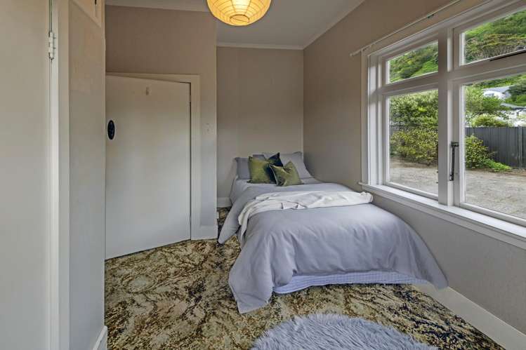 224 Queens Drive Lyall Bay_10