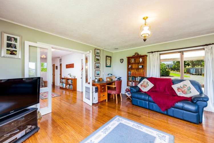 35 Trig Road Whitford_7