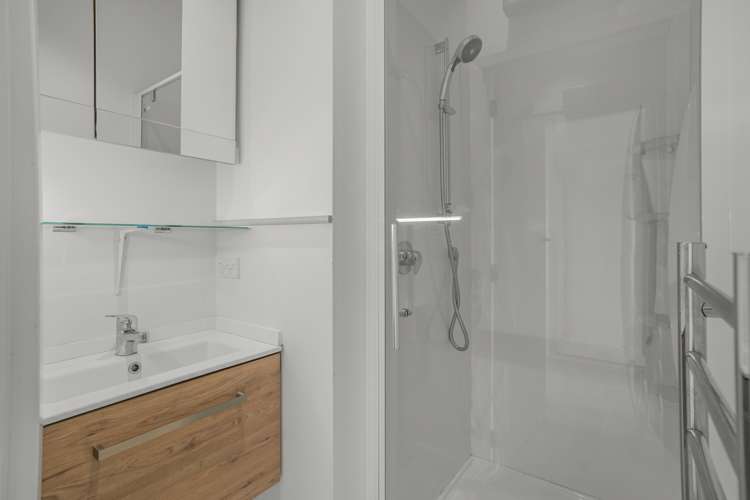 24 Glamis Avenue Strathmore Park_12