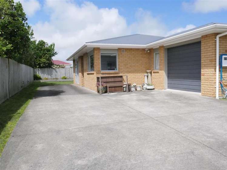 12a Collins Street Hawera_6