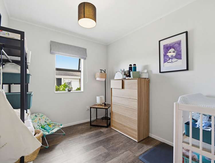 32a Holland Street Glenholme_13