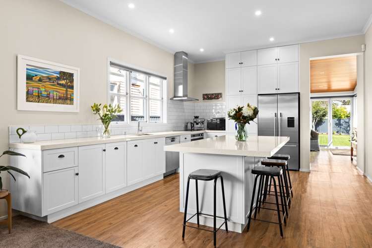 54 Nelson Crescent Napier South_5