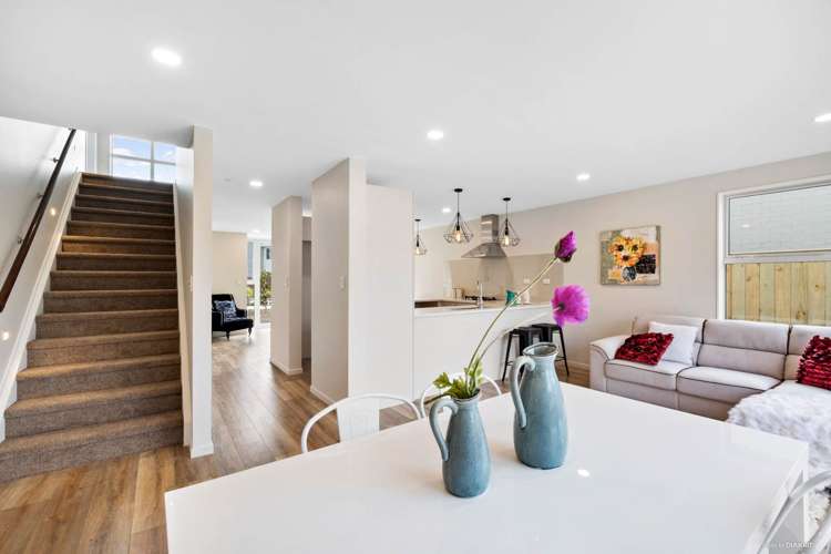 3 Flight Place Takanini_14