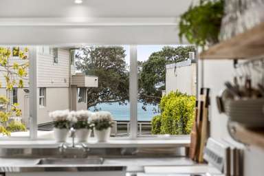 2/24 Eltham Road_1