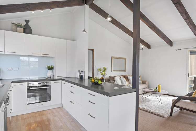 2/10 Pierce Road Milford_7