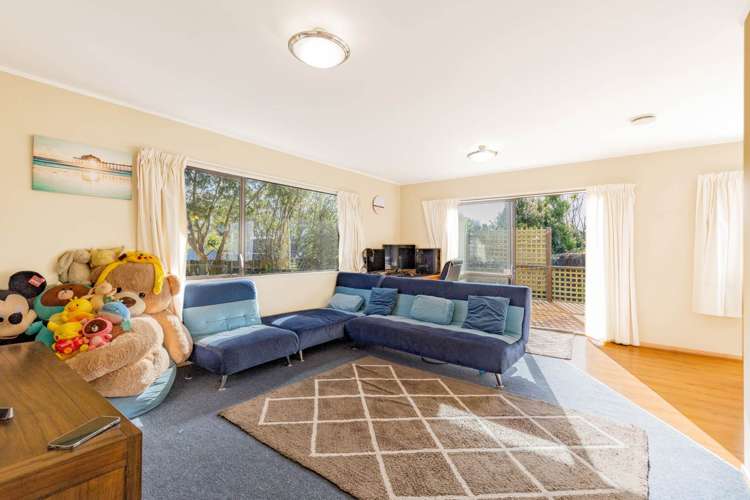 2/12 Eskdale Road Birkdale_5