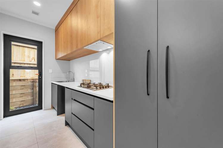 30 Ballyalton Crescent Flat Bush_13