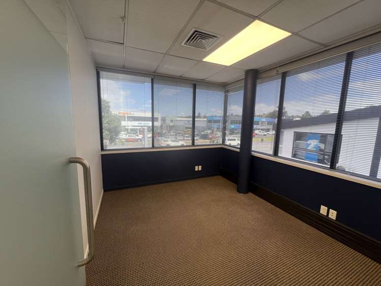 Level 1, Unit 1/706 Great South Road Penrose_5