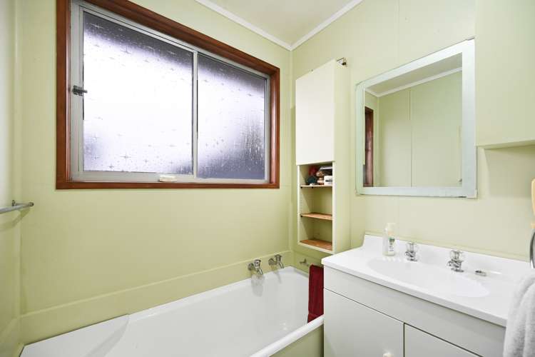 108 Saxbys Road Deanwell_11