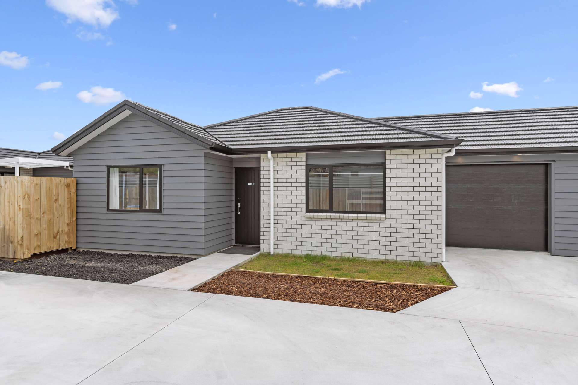 4/126 Rifle Range Road Dinsdale_0