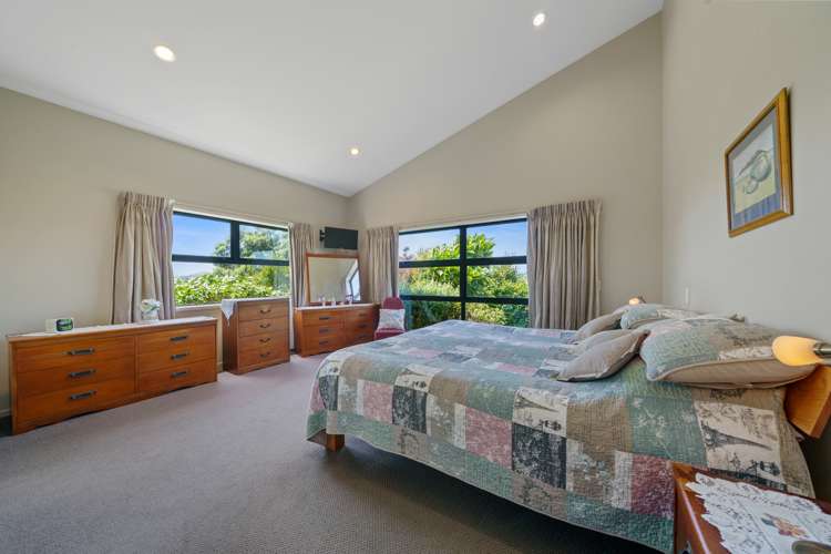 15 Kahurangi Heights Aotea_10
