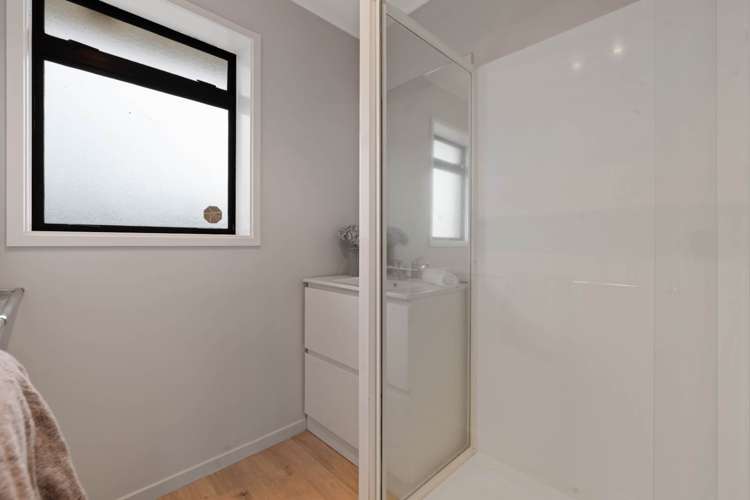 1/19 Latham Avenue Pakuranga_12