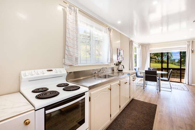 48 Te Pene Avenue Titahi Bay_8