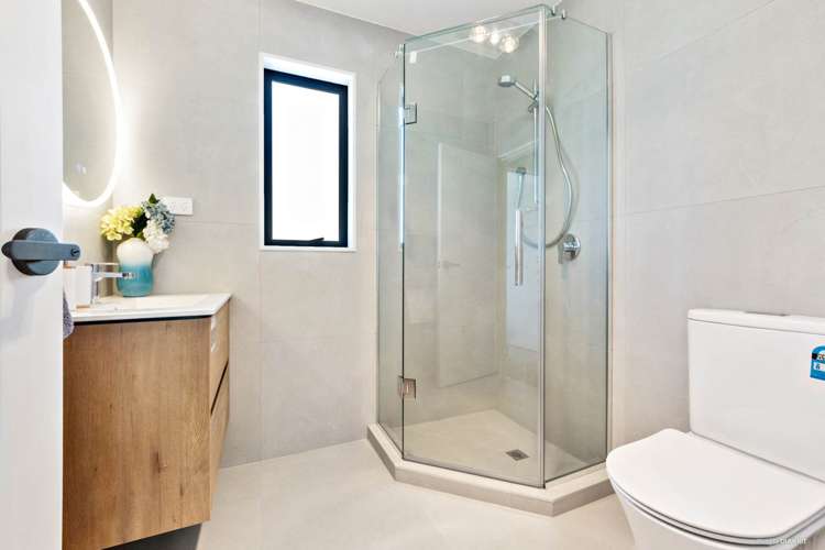 64d Rosewarne Crescent Glendene_9