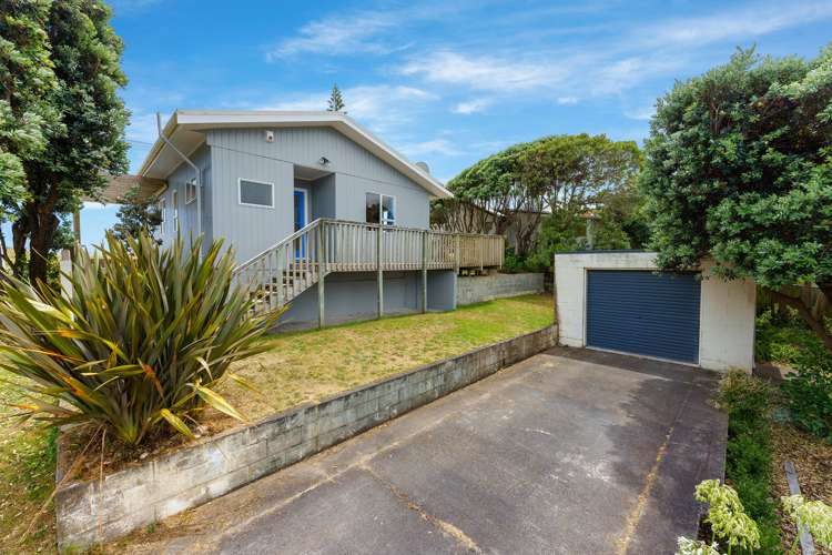 22 Marine Parade Otaki Beach_4