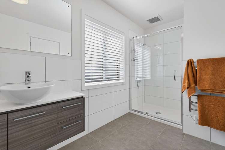 60 Landmark Terrace Orewa_36