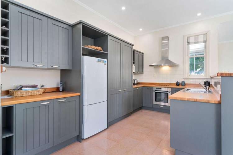 218 High Street South_4