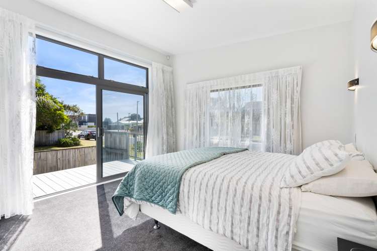 620 Ocean Road Whangamata_10