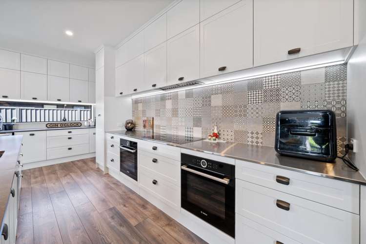 25 Richfield Drive Waikiwi_7