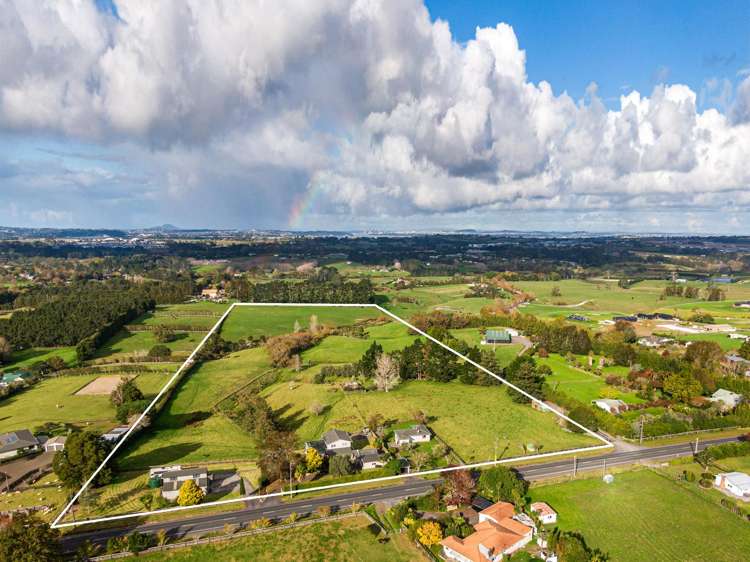 389 Taupaki Road Kumeu_1