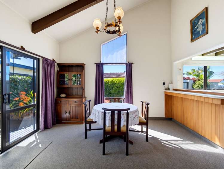 8 Swansea Place Tamatea_5