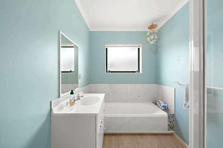 46 Northmeadow Drive Rototuna_11