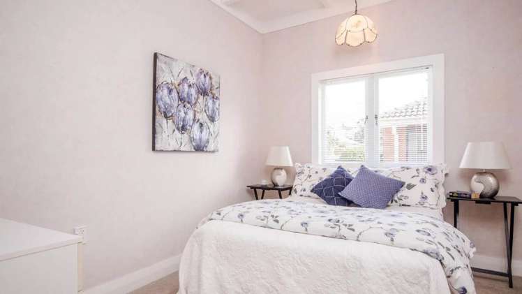 74 Moana Avenue One Tree Hill_7