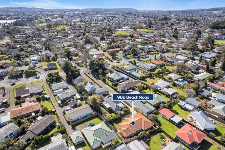 98b Beach Road Pahurehure_23