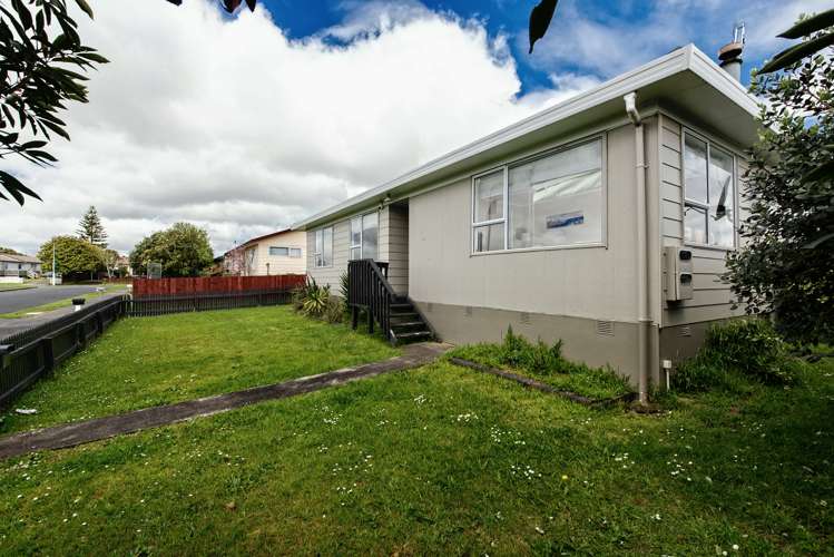 1/6 Silver Creek Road Manurewa_15
