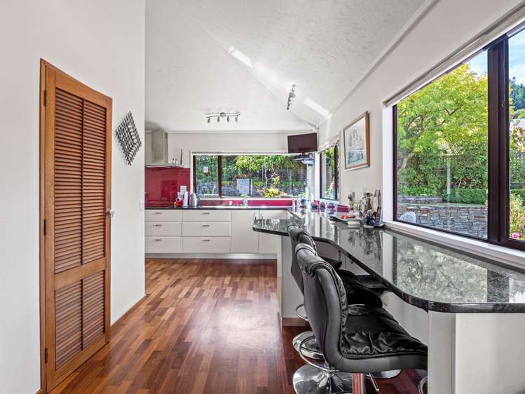 19 Salmond Place Queenstown_9