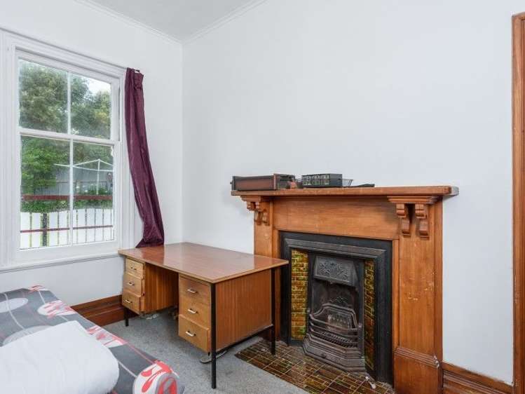 9 Hiropi Street Newtown_14