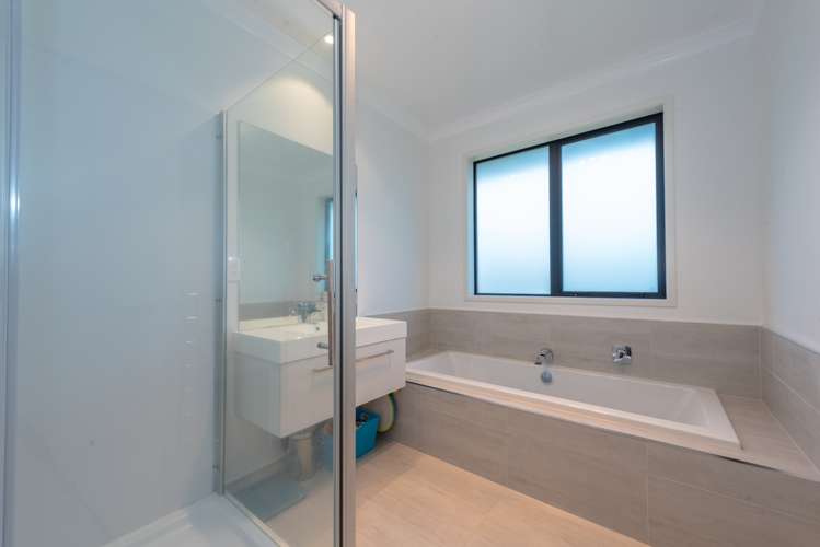 18 West Thompson Street Leamington_20