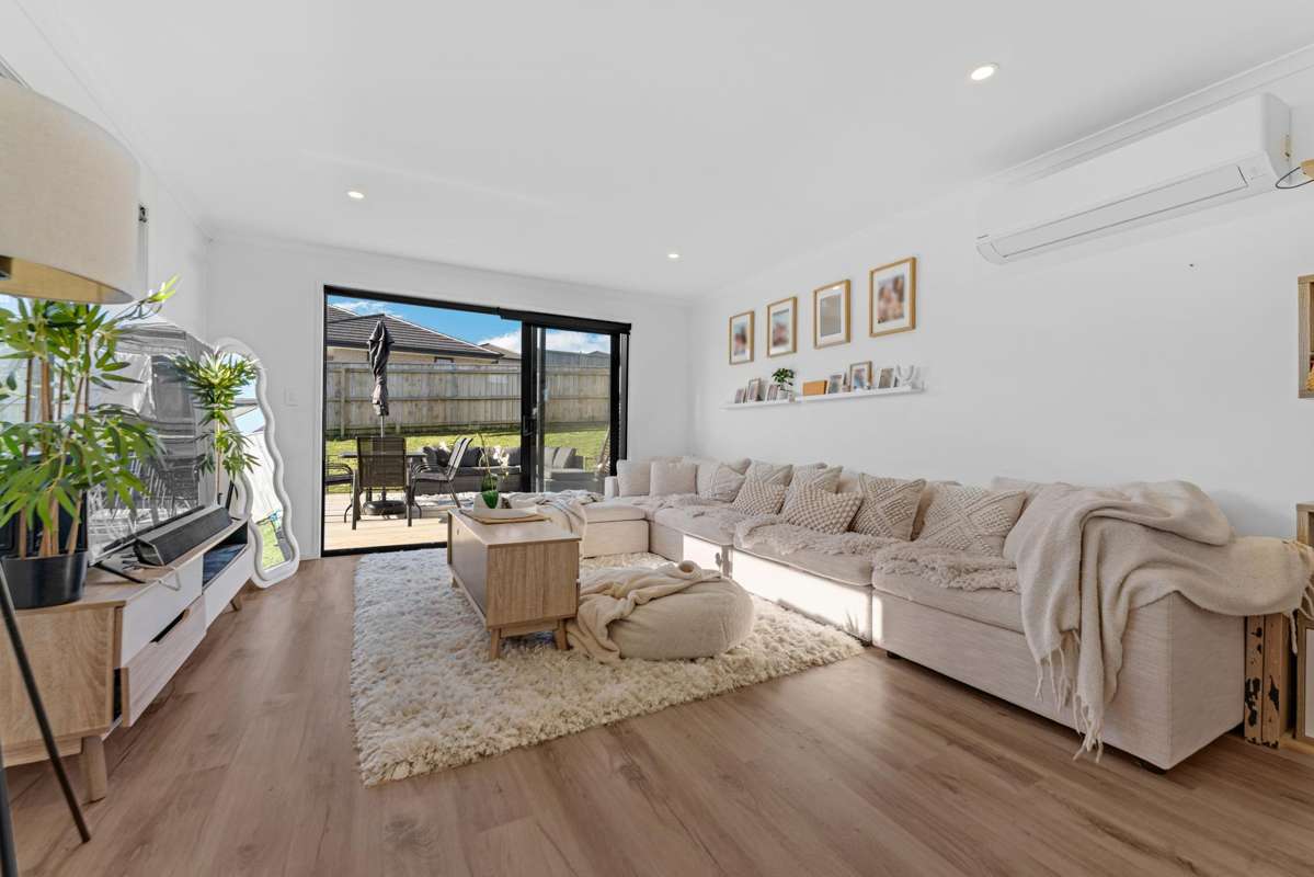 40 LEATHEM CRESCENT_1
