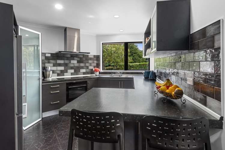 75 Tudehope Road Matarau_11