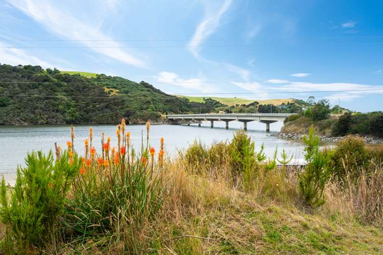 17 Riverside Road Taieri Mouth_17