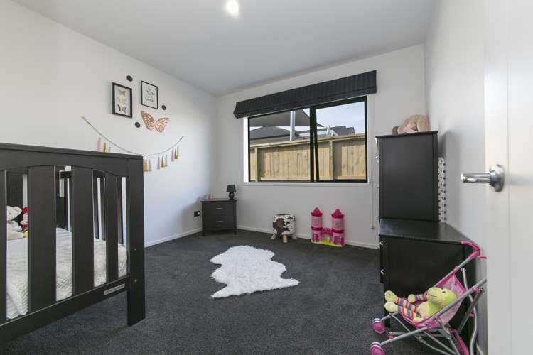 5 Turpin Road Riverhead_14