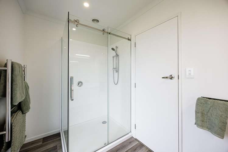 4 Robinson Crescent Tamatea_8