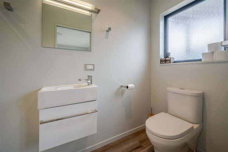 13 Monarch Drive Robinsons Bay_5