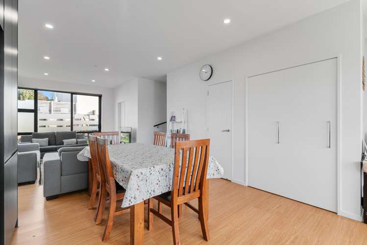 12 Karoro Road Flat Bush_8