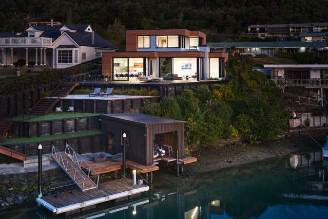 69 Waikawa Road Picton_1