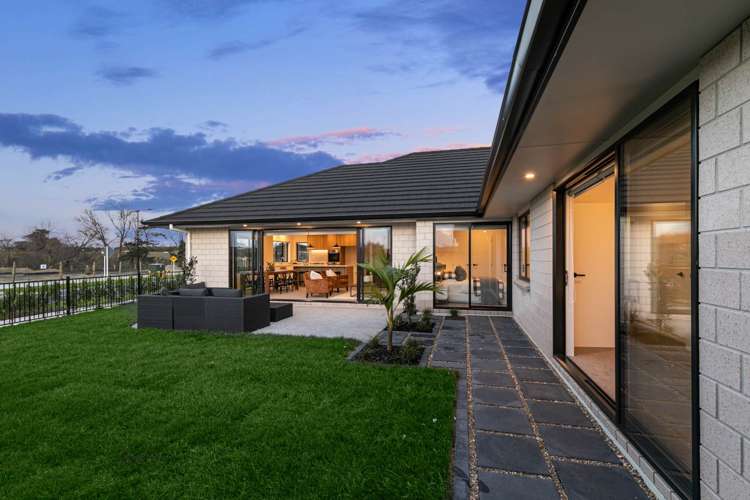 2 Frith Street Wainui_4