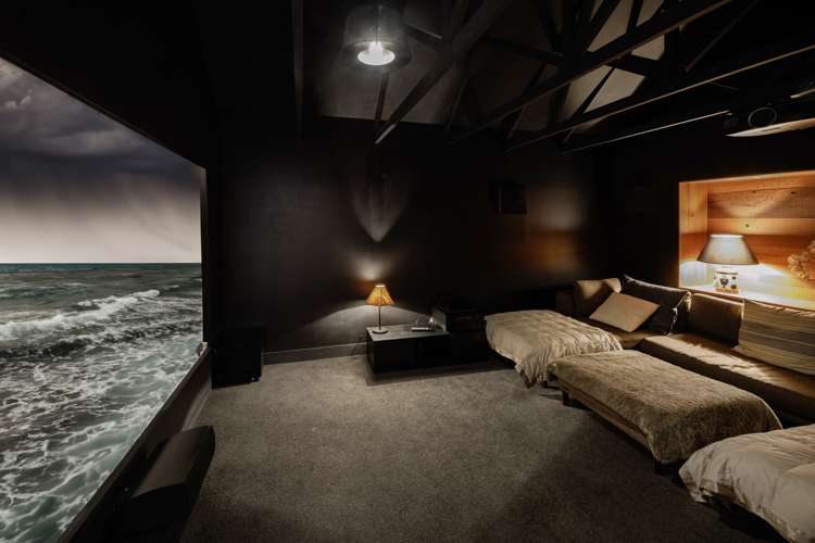 7 Marine Parade Seatoun_9