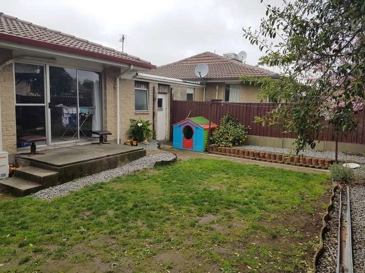 2/24 Hayton Road Wigram_13