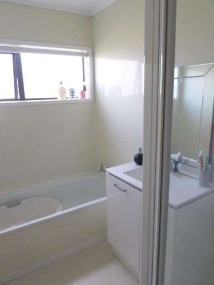 2/6 Hinekohu Street New Lynn_5