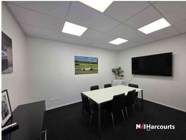 206 Ferry Road Waltham_33