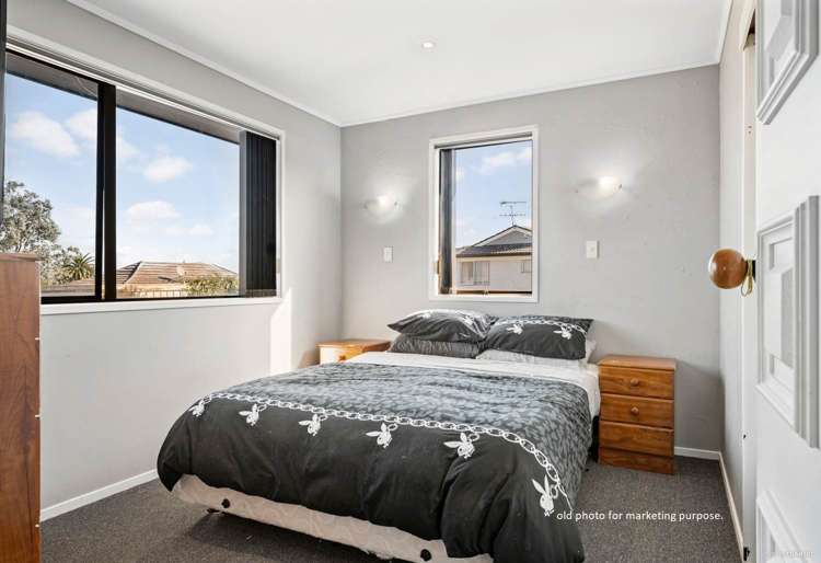 64 Hyperion Drive Randwick Park_10