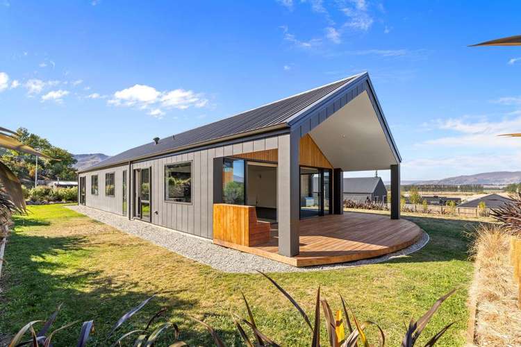 13 Magpie Place Lake Hawea_15