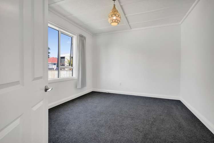 30 Kahikatea Street Inglewood_16