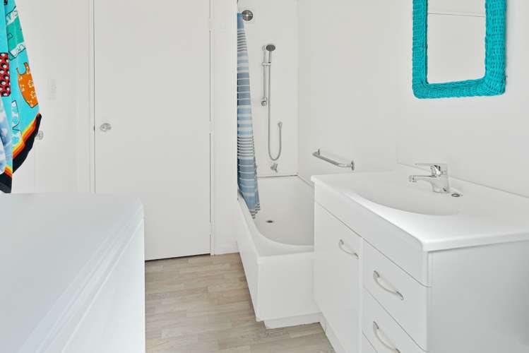 9 Pegasus Crescent Motunau_11