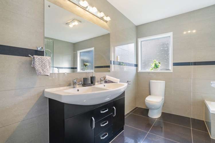 89 Queenstown Road Onehunga_15